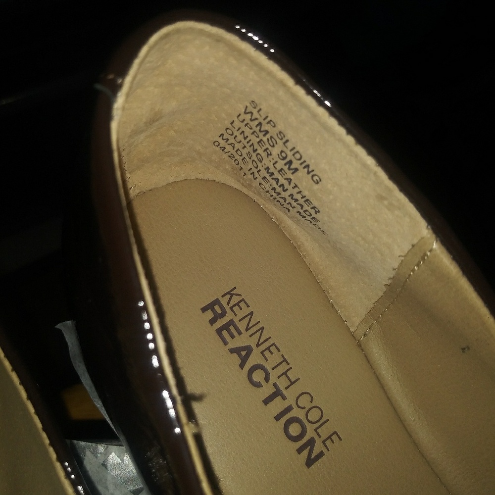 Flats - Picture 3 of 5